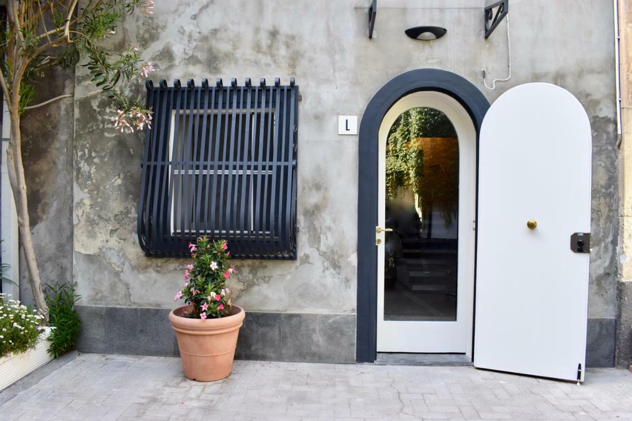 Camula Inn Apartament カターニア エクステリア 写真
